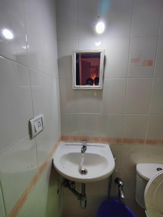 Menezes House Hotel Панаджи Екстериор снимка