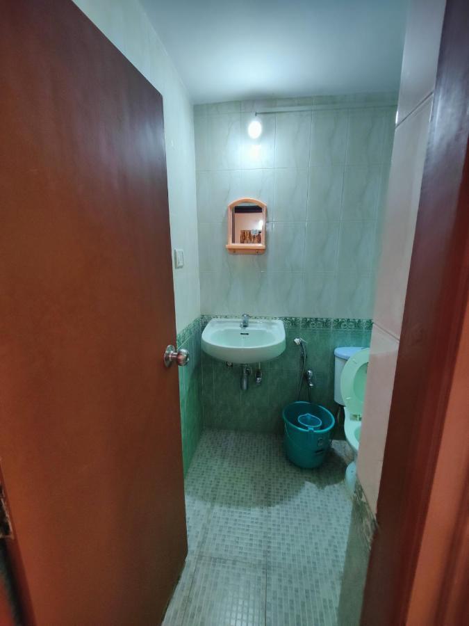 Menezes House Hotel Панаджи Екстериор снимка
